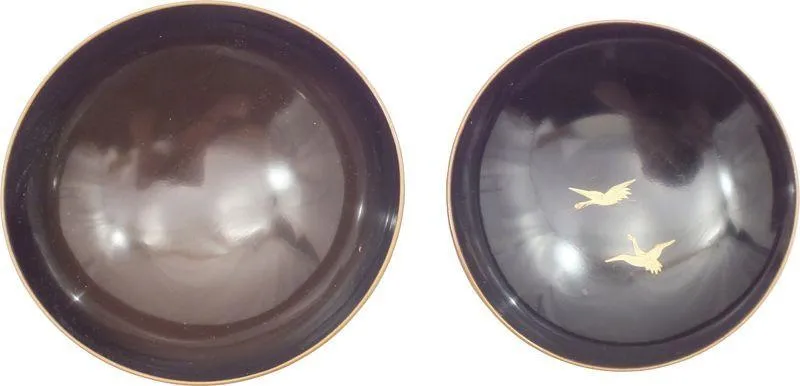 FINE JAPANESE LACQUERED COVERED BOWL